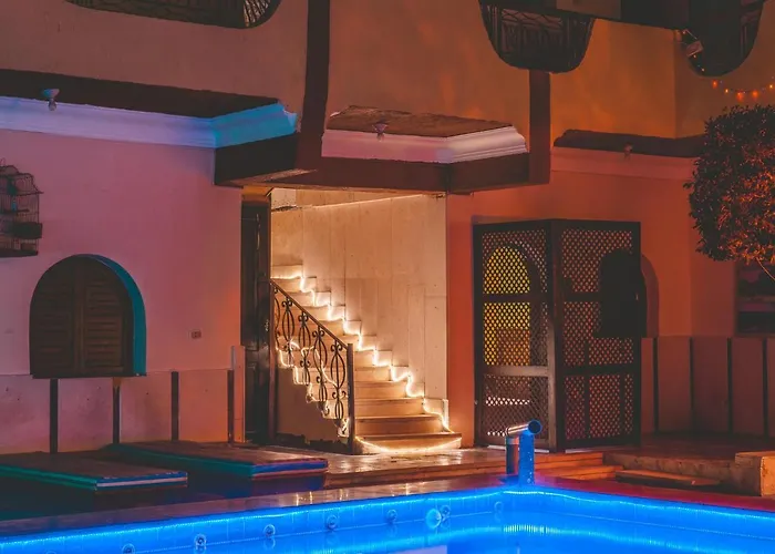 بلازا منتجع 3*